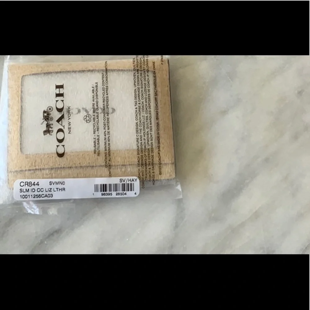 Coach Yellow Card Holder - Picture 7 of 7